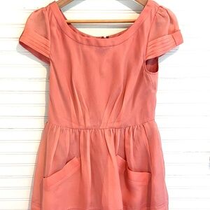Cute pink dress with pockets